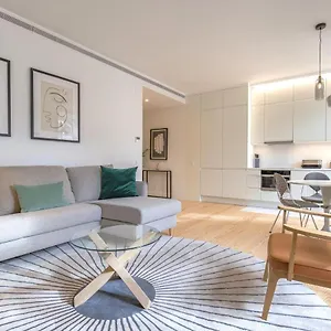 Ando Living - Douradores House דירה ליסבון