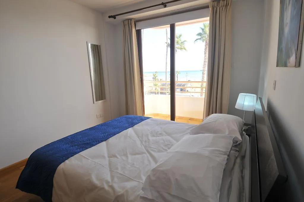 Ithaki Phinikoudes Apartment No. 102 Larnaca