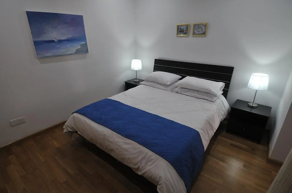Ithaki Phinikoudes Apartment No. 102 Larnaca